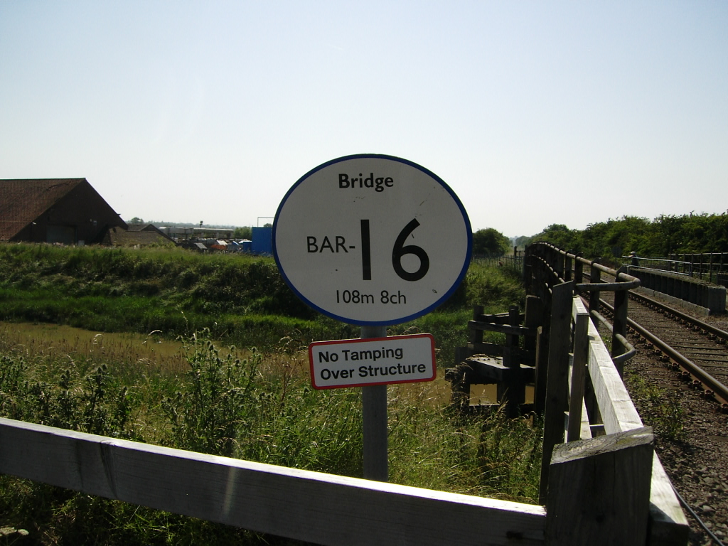 Barrow_Haven_Bridge_Sign.JPG