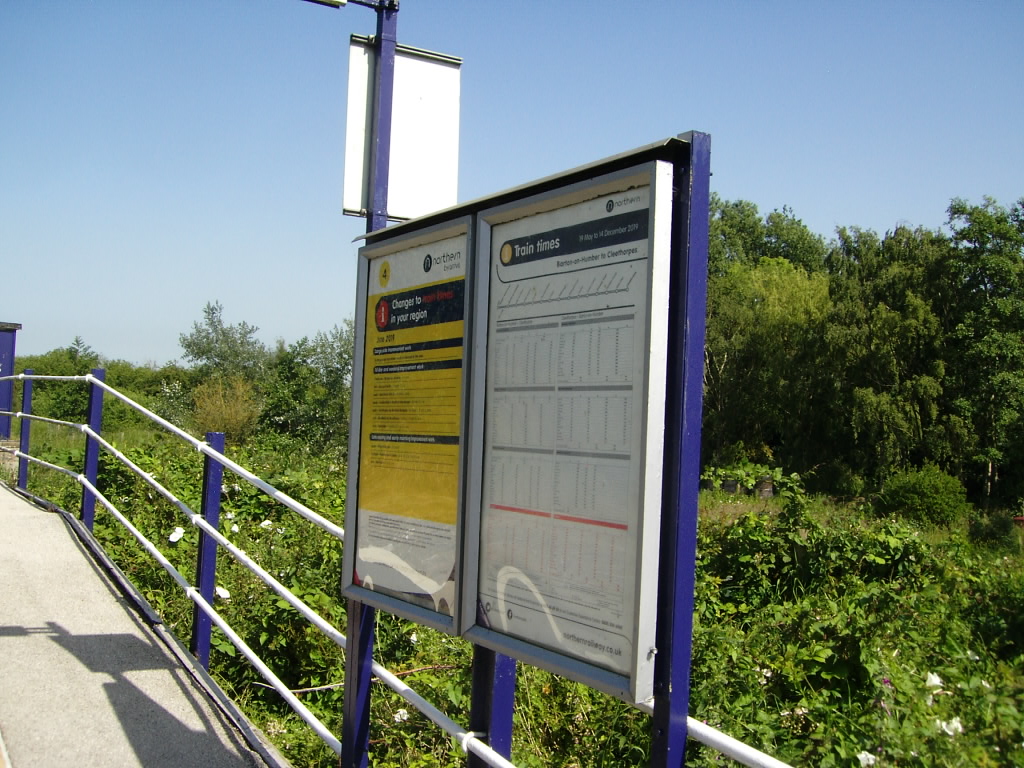 Barrow_Haven_Station_Timetable_Board.JPG